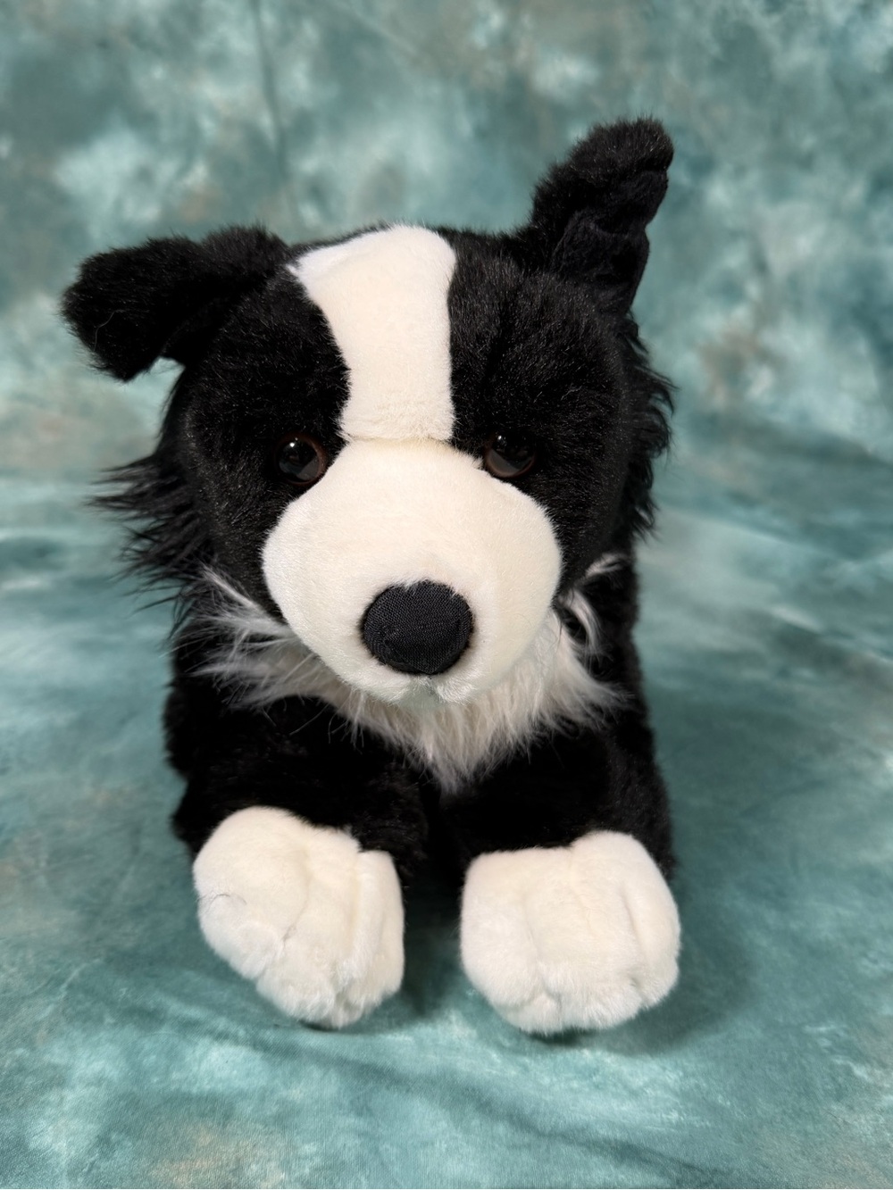 Animal Alley Border Collie Plush Toy Black & White Toys R’Us Stuffed Animal 17”
